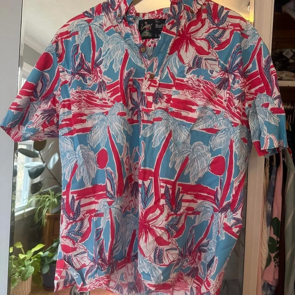 Chubbies Tropical Naked Ladies Shirt - Picture 1 of 5